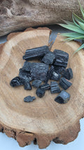 Tourmaline noire brute
