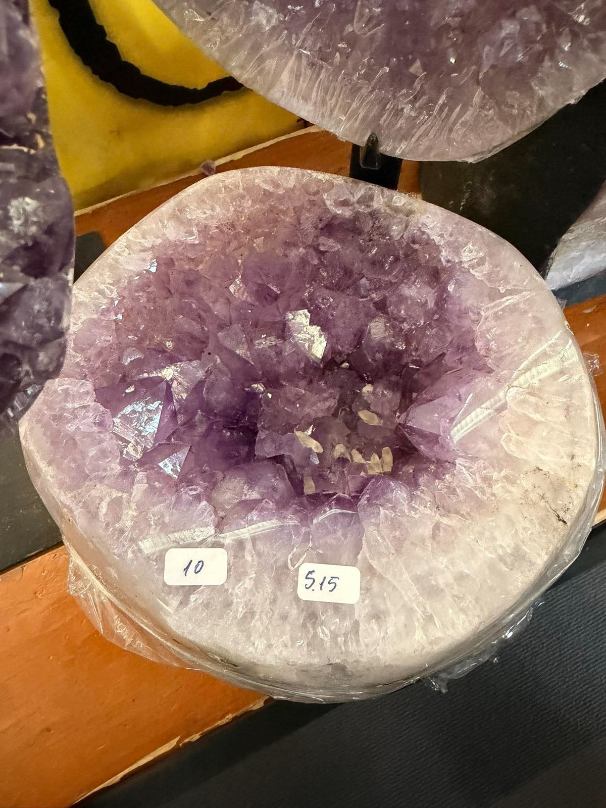 Vase en améthyste — Pièce rare à prix exceptionnel : 380 €