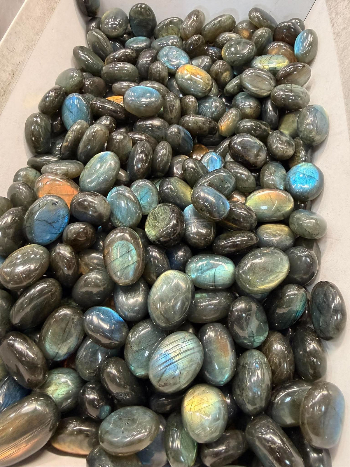 Labradorite AAA